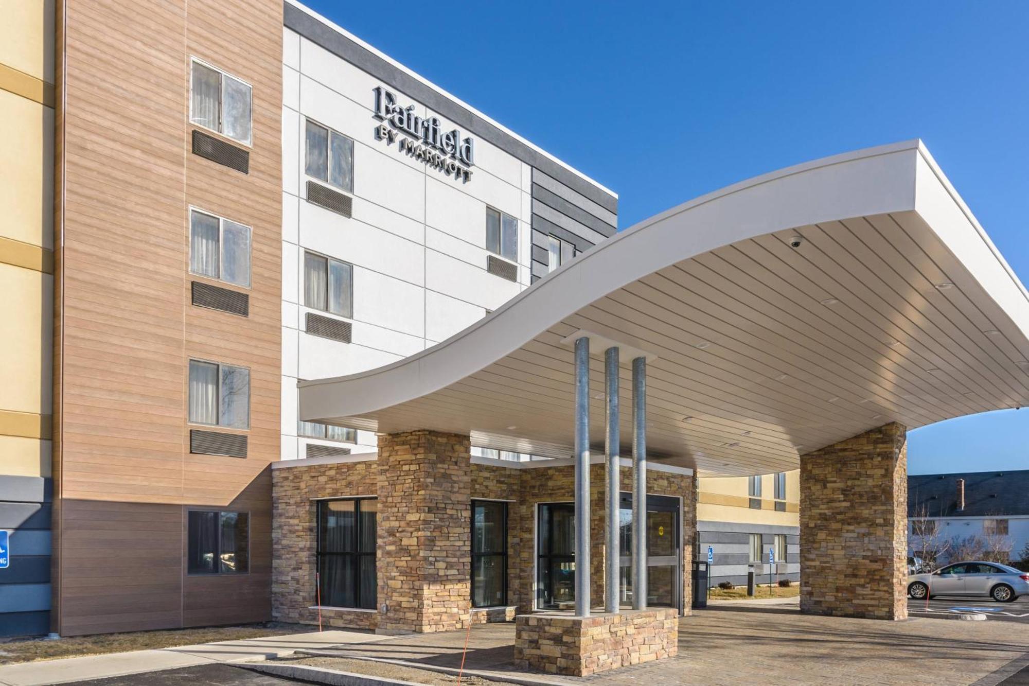 Fairfield Inn Manchester - Boston Regional Airport Buitenkant foto