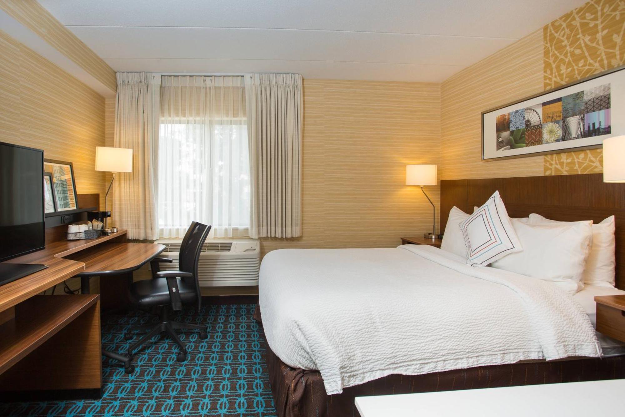 Fairfield Inn Manchester - Boston Regional Airport Buitenkant foto